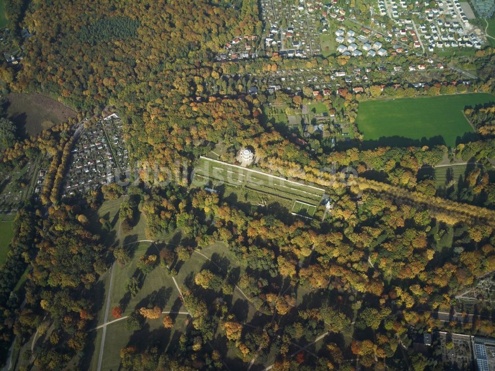 Luftaufnahme Potsdam - Parkanlage des Hopfengartens und der Ehemalige Weinberg an der Maulbeerallee in Potsdam im Bundesland Brandenburg