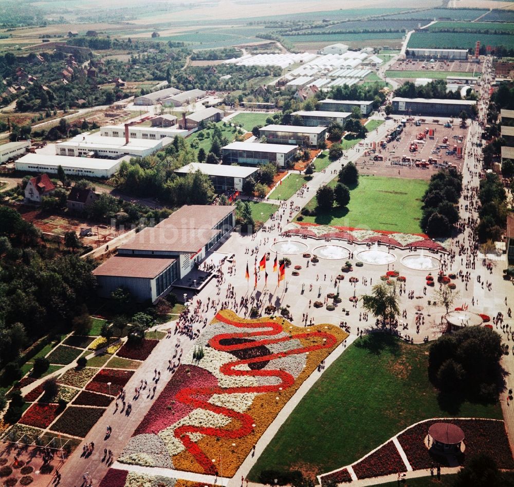 Luftbild Erfurt - Parkanlage der Internationale Gartenbauausstellung (IGA) der Deutschen Demokratischen Republik in Erfurt im Bundesland Thüringen