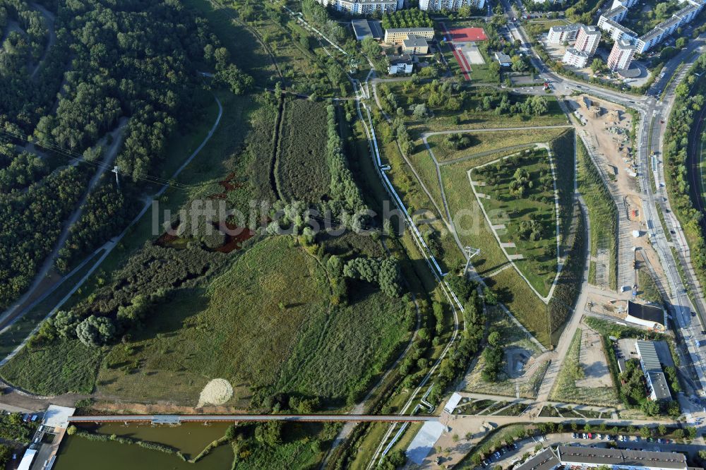 Berlin aus der Vogelperspektive: Parkanlage Kienbergpark in Berlin, Deutschland