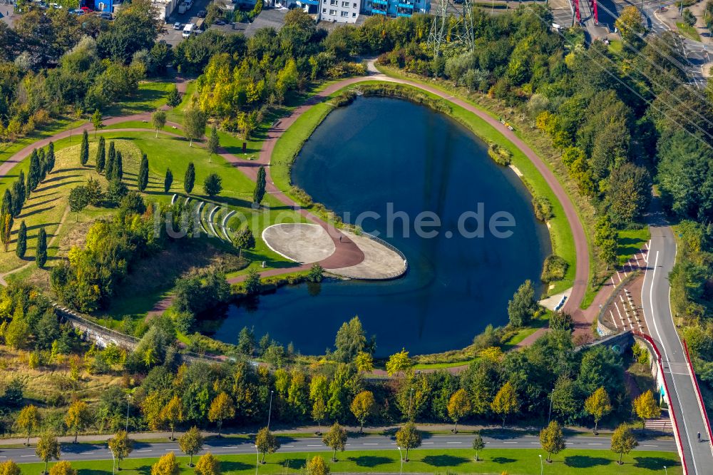 Essen aus der Vogelperspektive: Parkanlage Krupp-Park mit See in Essen im Bundesland Nordrhein-Westfalen, Deutschland