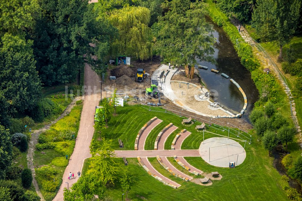 Werl von oben - Parkanlage Kurpark in Werl im Bundesland Nordrhein-Westfalen, Deutschland