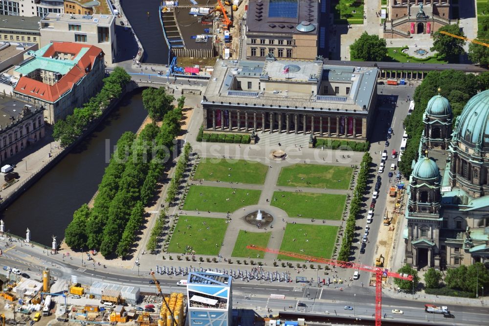 Berlin aus der Vogelperspektive: Parkanlage Lustgarten in Berlin - Mitte