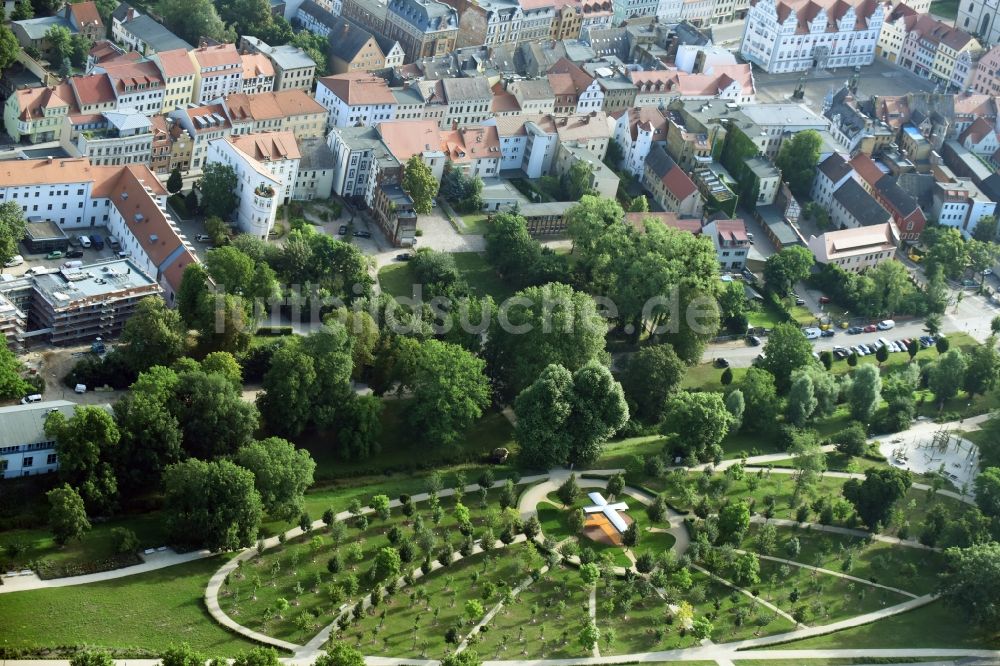 Lutherstadt Wittenberg von oben - Parkanlage Luthergarten in Lutherstadt Wittenberg im Bundesland Sachsen-Anhalt