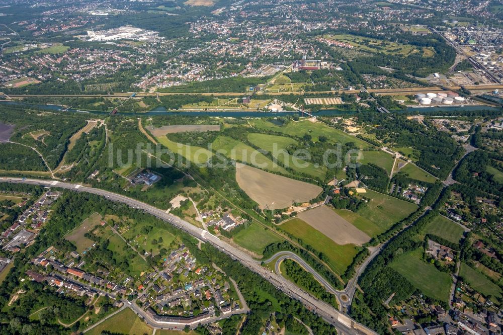 Luftaufnahme Gelsenkirchen - Parkanlage des Nordsternpark in Gelsenkirchen im Bundesland Nordrhein-Westfalen, Deutschland