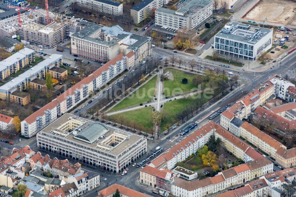 Luftbild Potsdam - Parkanlage Platz der Einheit in Potsdam im Bundesland Brandenburg, Deutschland