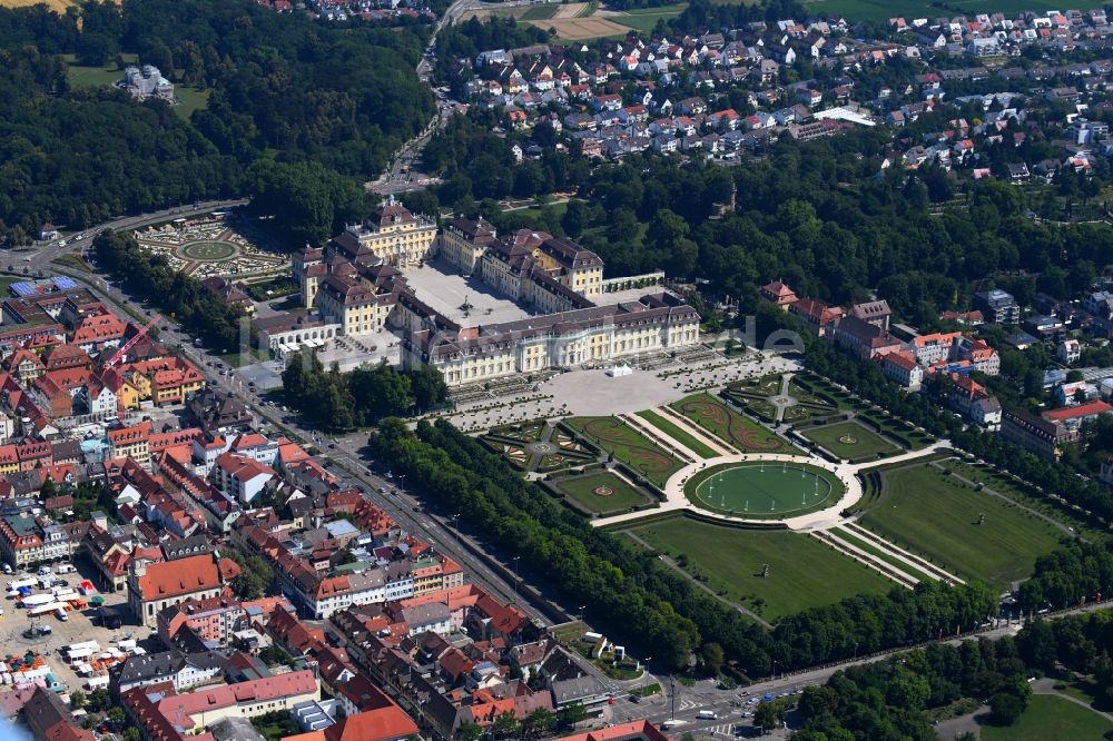 Luftaufnahme Ludwigsburg - Parkanlage Residenzschloss Ludwigsburg im Bundesland Baden-Württemberg, Deutschland