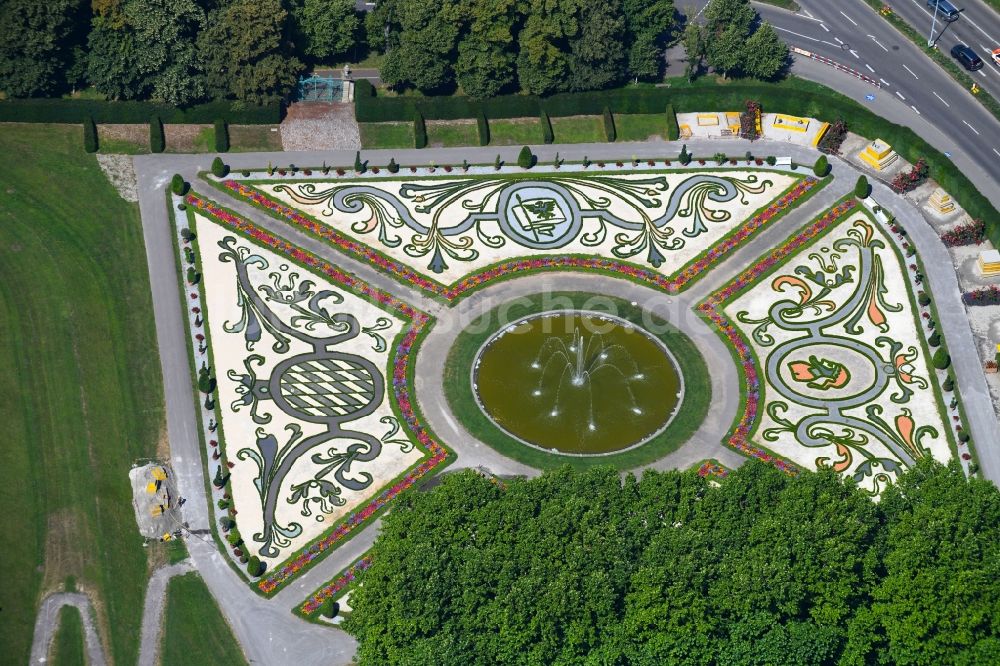 Ludwigsburg von oben - Parkanlage Residenzschloss Ludwigsburg im Bundesland Baden-Württemberg, Deutschland