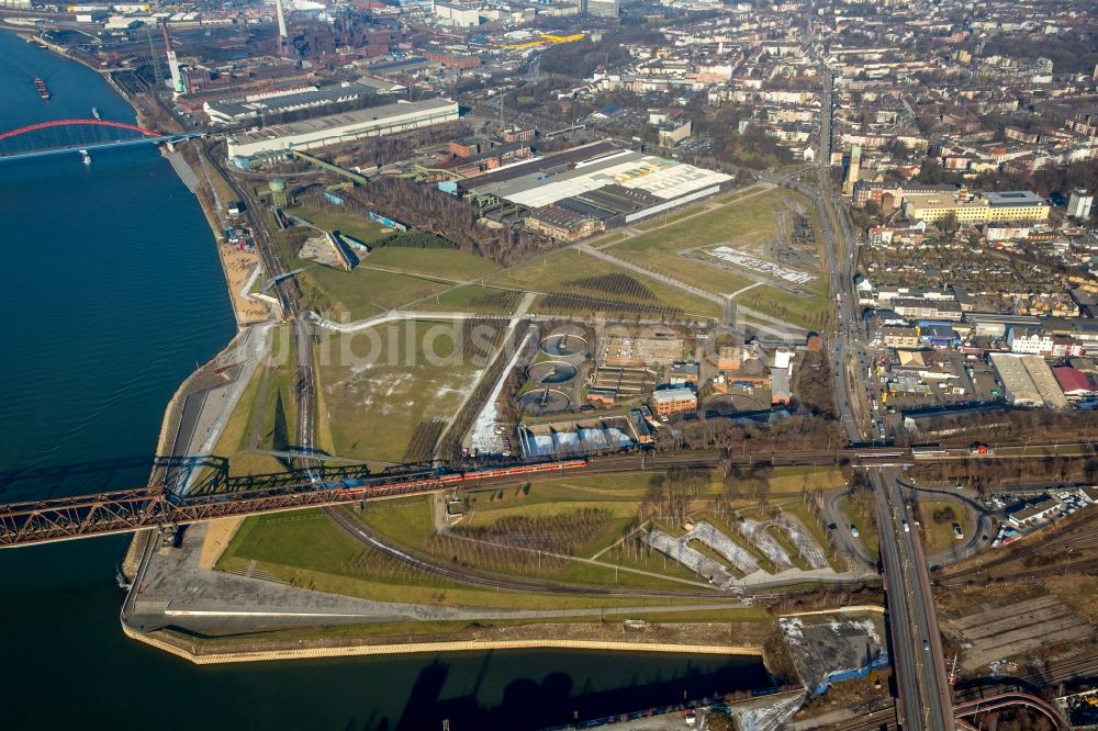 Luftbild Duisburg - Parkanlage Rheinpark im Ortsteil Duisburg Mitte in Duisburg im Bundesland Nordrhein-Westfalen