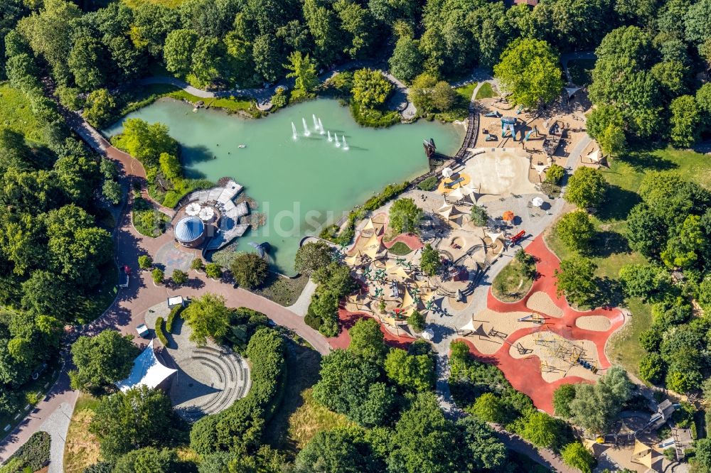 Hamm aus der Vogelperspektive: Parkanlage und Spielplatz mit Sandflächen der Maximilianpark Hamm GmbH in Hamm im Bundesland Nordrhein-Westfalen, Deutschland