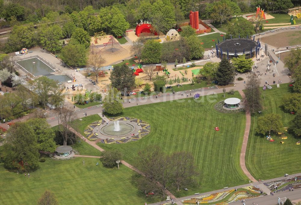 Luftbild Erfurt - Parkanlage und Spielplatz mit Sandflächen Spiel- und Erlebniswelt GärtnerReich im egapark in Erfurt im Bundesland Thüringen, Deutschland