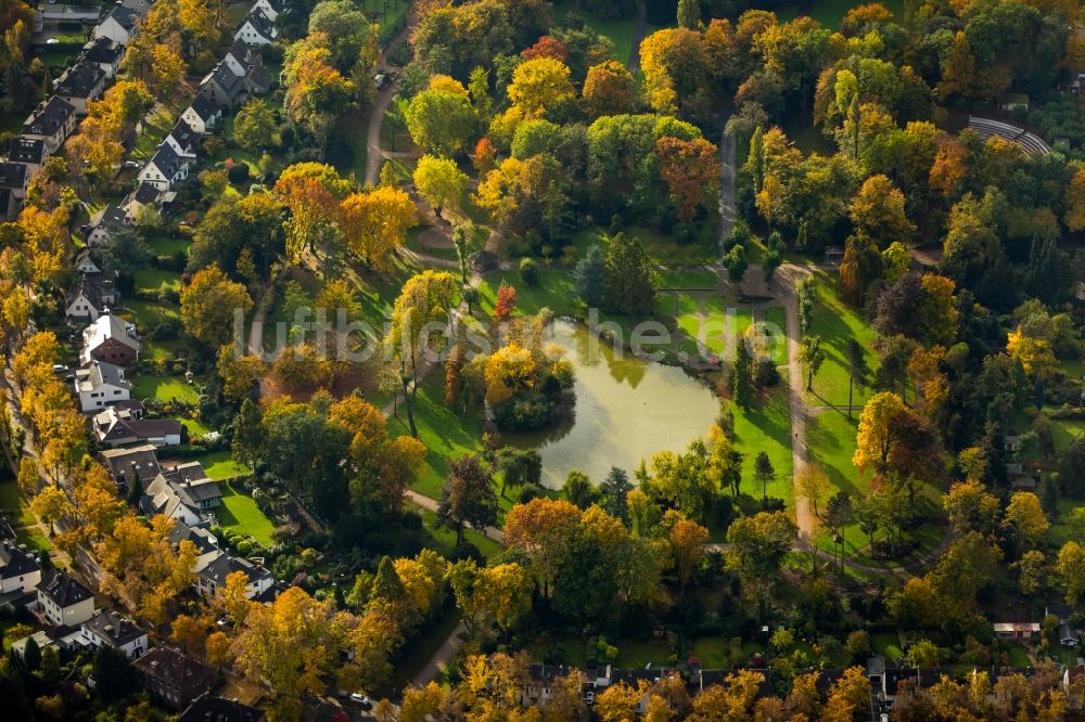 Luftaufnahme Bochum - Parkanlage Stadtgarten im Stadtteil Wattenscheid in Bochum im Bundesland Nordrhein-Westfalen