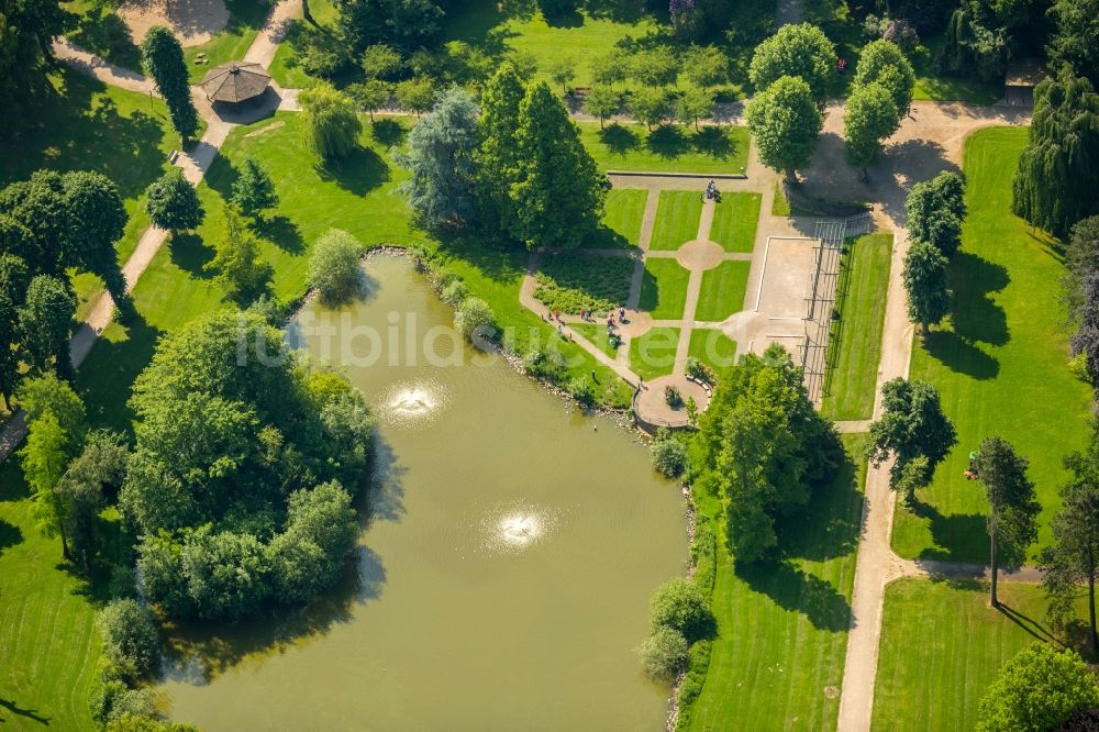 Bochum von oben - Parkanlage Stadtgarten Wattenscheid im Ortsteil Wattenscheid in Bochum im Bundesland Nordrhein-Westfalen, Deutschland