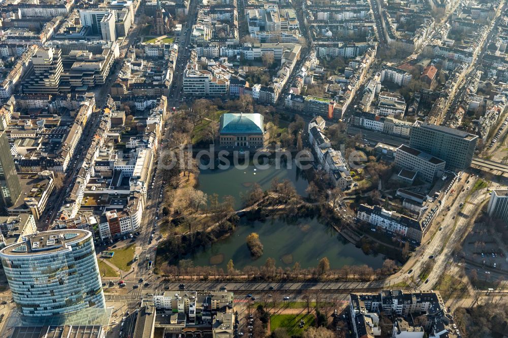 Düsseldorf von oben - Parkanlage Ständehauspark mit der Kunstsammlung Nordrhein-Westfalen in Düsseldorf im Bundesland Nordrhein-Westfalen, Deutschland