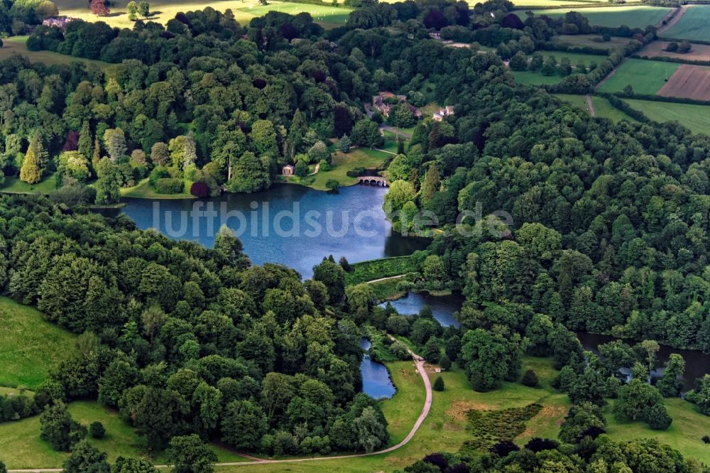 Luftaufnahme Stourton - Parkanlage Stourhead Gardens in Stourton in Vereinigtes Königreich