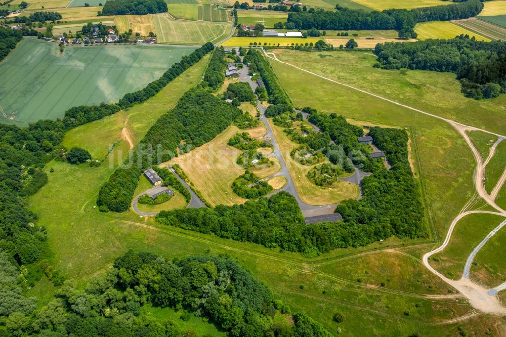 Luftbild Hengsten - Parkanlage am Verlauf des Baches Hengster in Hengsten im Bundesland Nordrhein-Westfalen