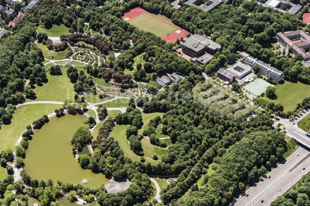 Luftaufnahme München - Parkanlage Westpark in München im Bundesland Bayern, Deutschland