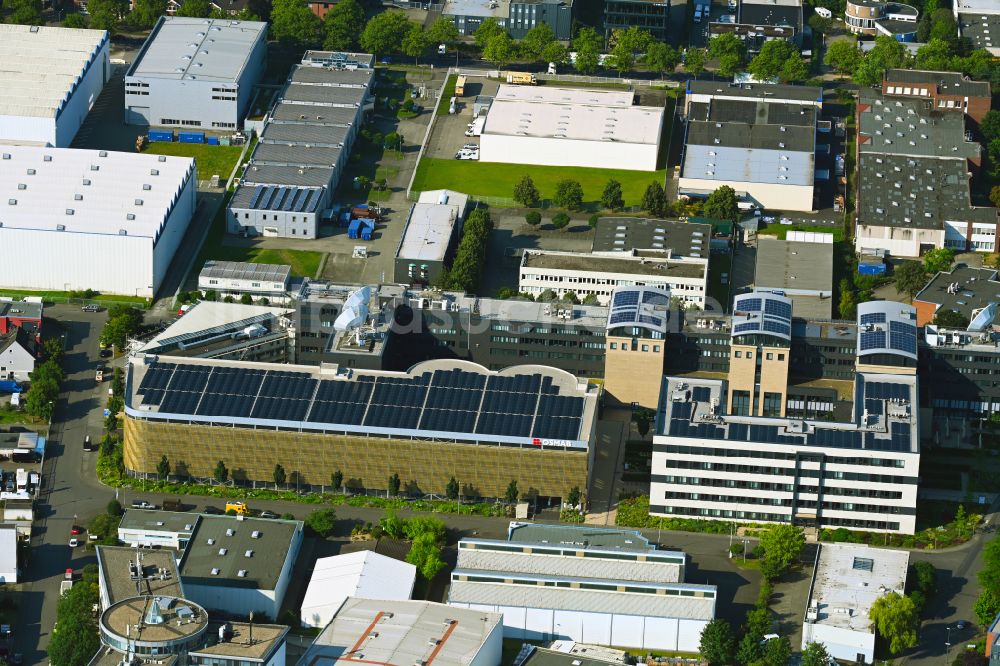 Luftaufnahme Köln - Parkdeck auf dem Gebäude des Parkhauses der OSMAB Holding AG in Köln im Bundesland Nordrhein-Westfalen, Deutschland