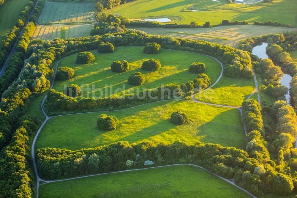 Bergkamen von oben - Parkgelände an den Lippe- Auen bei Bergkamen im Bundesland Nordrhein-Westfalen