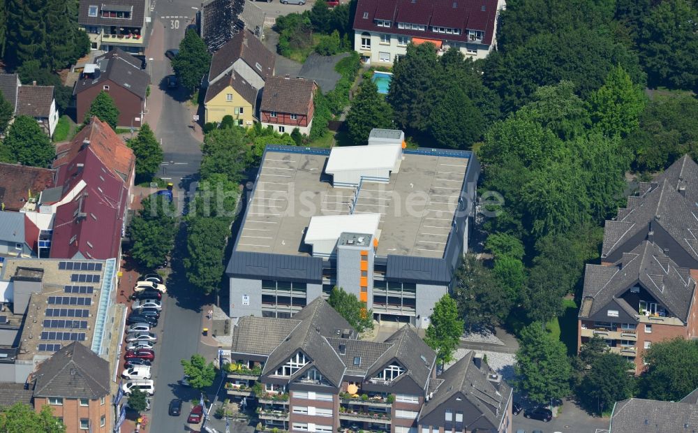 Luftbild Kamen - Parkhaus an der Kämerstraße Ecke Nordenmauer in der Innenstadt von Kamen im Bundesland Nordrhein-Westfalen