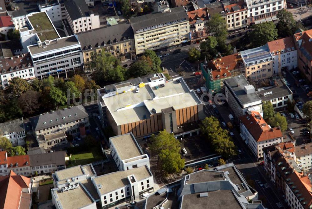 Aschaffenburg aus der Vogelperspektive: Parkhaus Stadthalle in Aschaffenburg