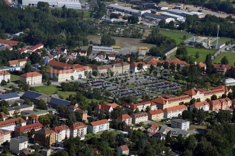 Luftbild Kamenz - Parkplatz und Abstellfläche für Automobile in Kamenz im Bundesland Sachsen