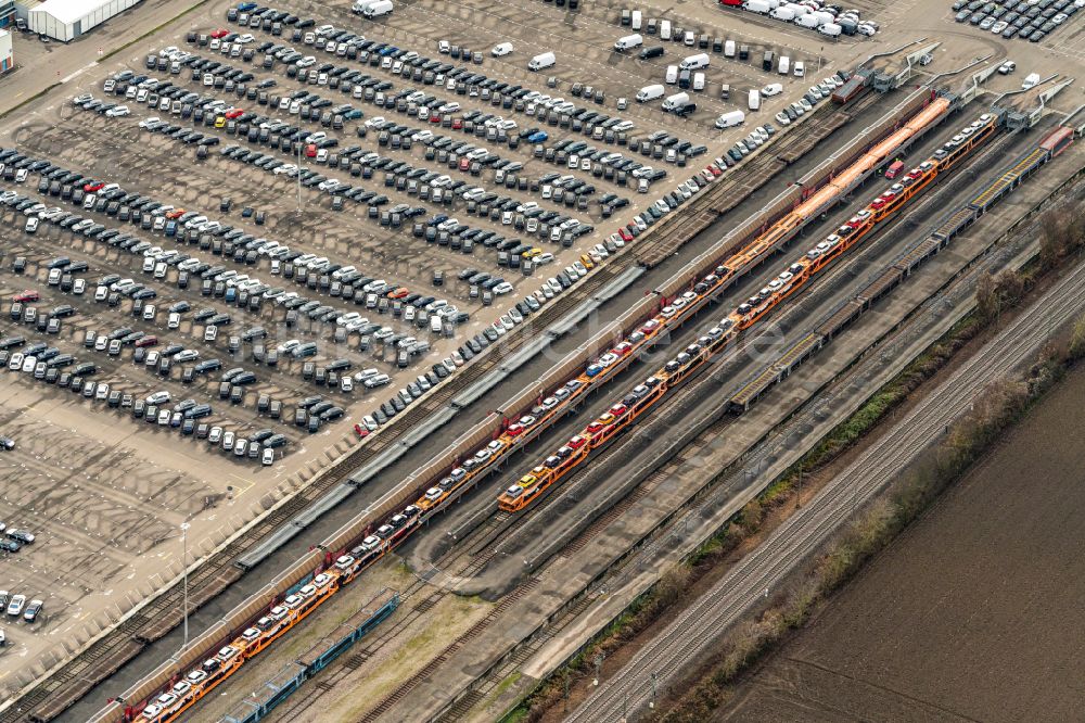 Luftaufnahme Kippenheim - Parkplatz und Abstellfläche für Automobile in Kippenheim im Bundesland Baden-Württemberg