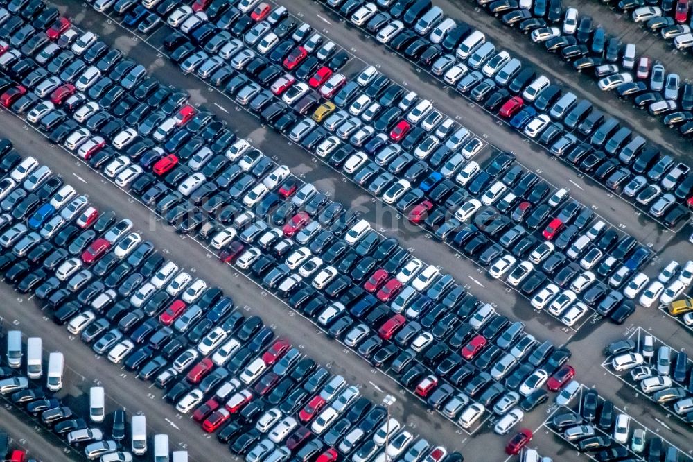 Luftbild Kippenheim - Parkplatz und Abstellfläche für Automobile in Kippenheim im Bundesland Baden-Württemberg, Deutschland