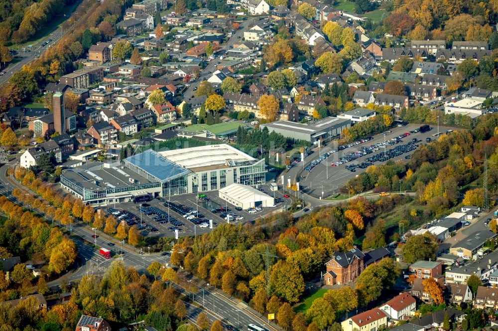 Luftaufnahme Bottrop - Parkplatz und Abstellfläche für Automobile im Ortsteil Eigen in Bottrop im Bundesland Nordrhein-Westfalen