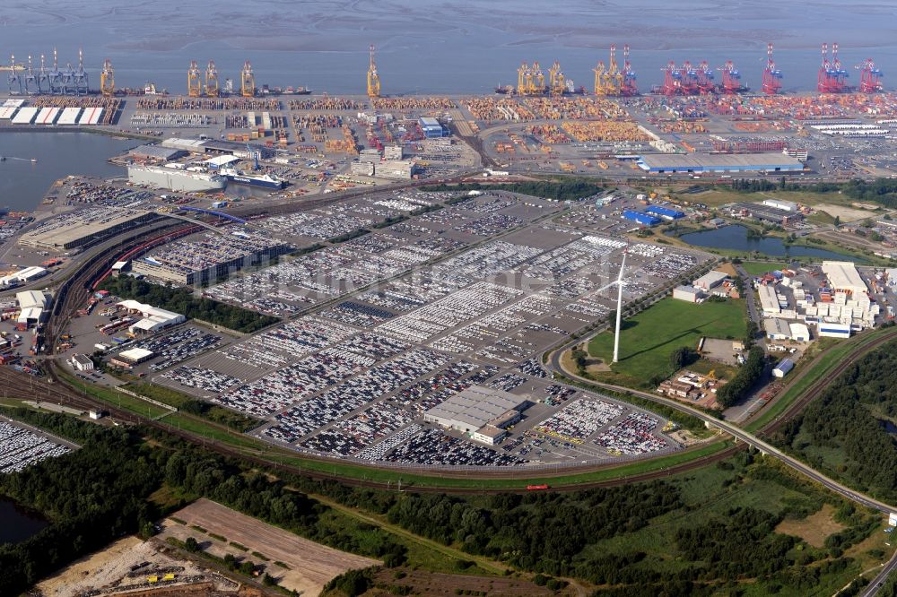 Luftaufnahme Bremerhaven - Parkplatz und Abstellfläche für Automobile im Stadtbremischen Überseehafen in Bremerhaven im Bundesland Bremen