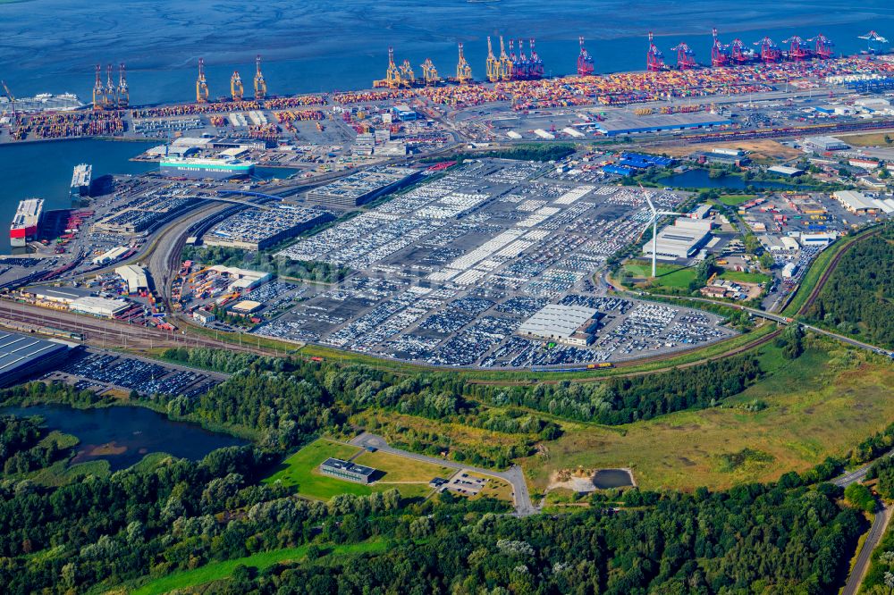 Bremerhaven von oben - Parkplatz und Abstellfläche für Automobile im Stadtbremischen Überseehafen in Bremerhaven im Bundesland Bremen