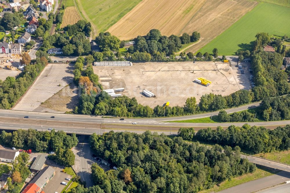 Bochum aus der Vogelperspektive: Parkplatz und Abstellfläche für Automobile an der Wittener Straße in Bochum im Bundesland Nordrhein-Westfalen, Deutschland