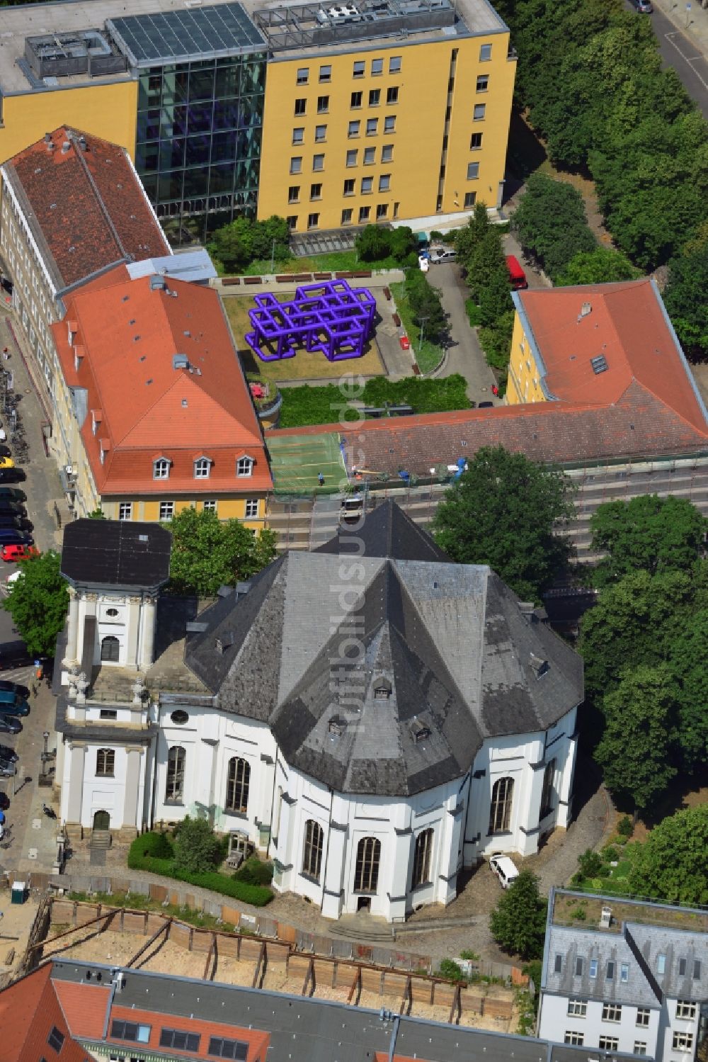 Luftbild Berlin Mitte - Parochialkirche an der Klosterstraße Ecke Parochialstraße in Berlin-Mitte