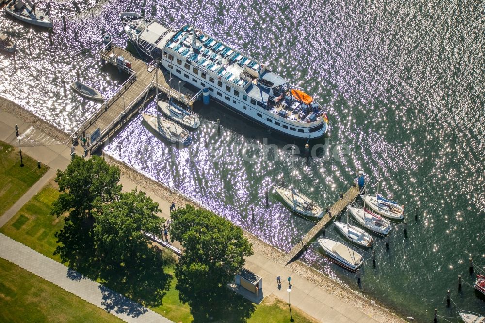 Luftbild Lübeck - Passagier- und Fahrgastschiff Marittima in Lübeck im Bundesland Schleswig-Holstein