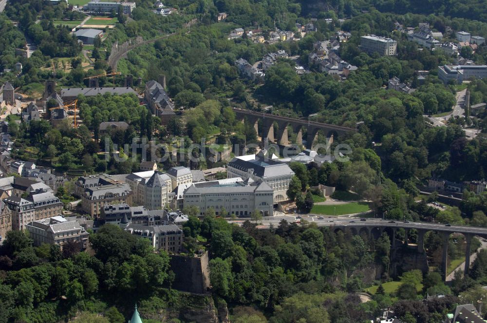 Luftbild Luxemburg - Passerelle und Justizpalast