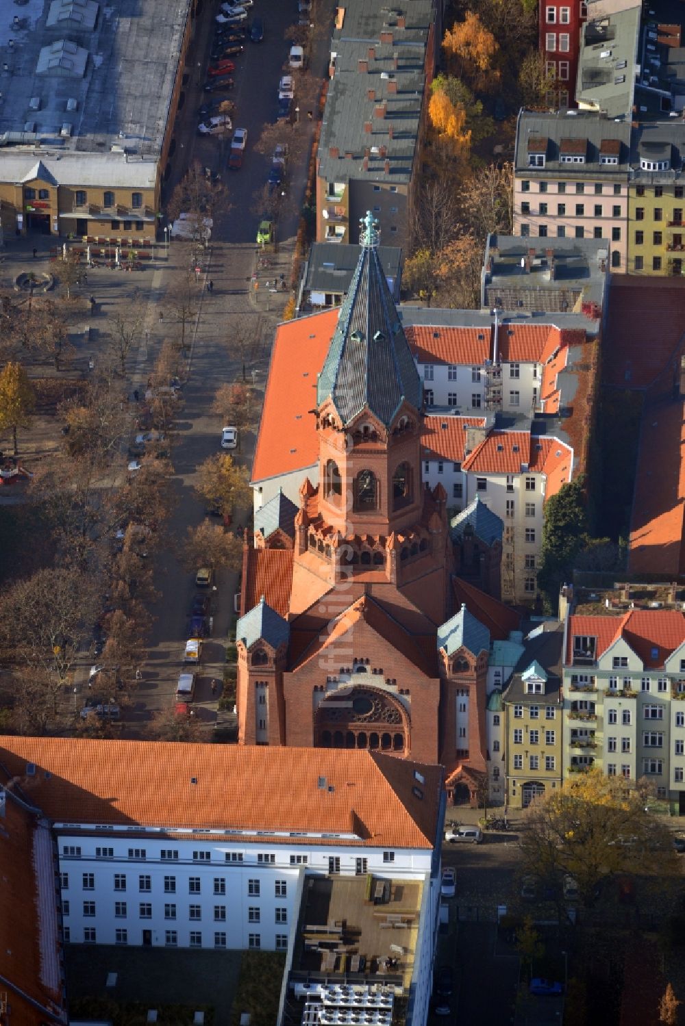 Berlin OT Kreuzberg von oben - Passionskirche Berlin im Ortsteil Kreuzberg