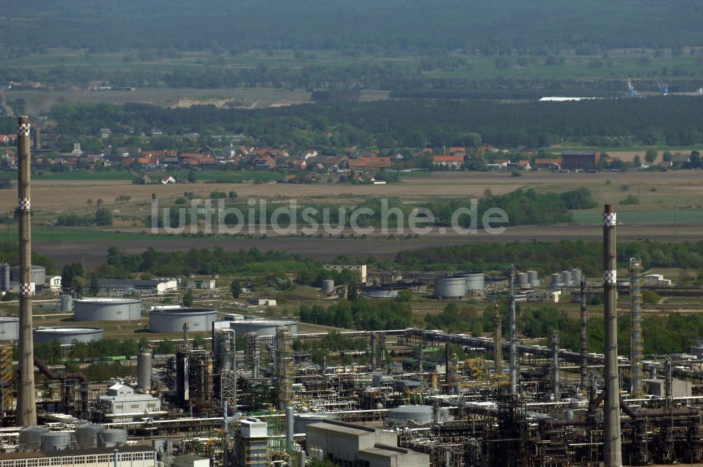 Luftaufnahme SCHWEDT / ODER - PCK Raffinerie GmbH Erdölverarbeitungswerk in Schwedt/Oder