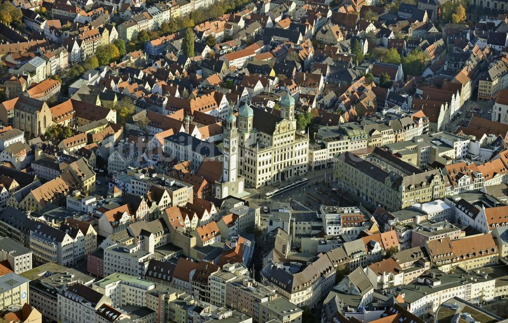 Augsburg von oben - Perlachturm und Rathaus Augsburg