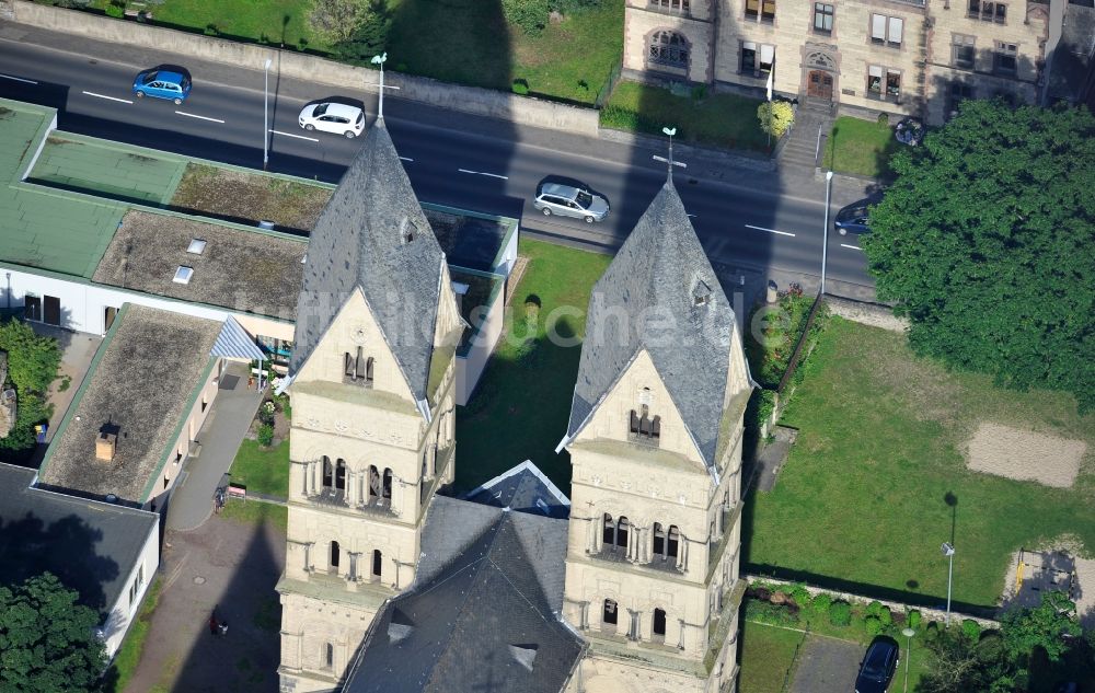 Luftaufnahme Andernach - Pfarrkirche Maria Himmelfahrt mit der Liebfrauenkirche und dem Mariendom in Andernach im Bundesland Rheinland-Pfalz