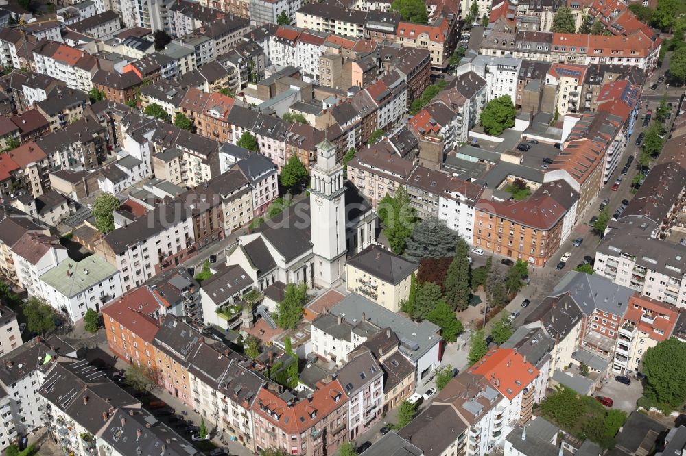 Mannheim von oben - Pfarrkirche Sankt Peter in der Augartenstraße in Mannheim im Bundesland Baden-Württemberg