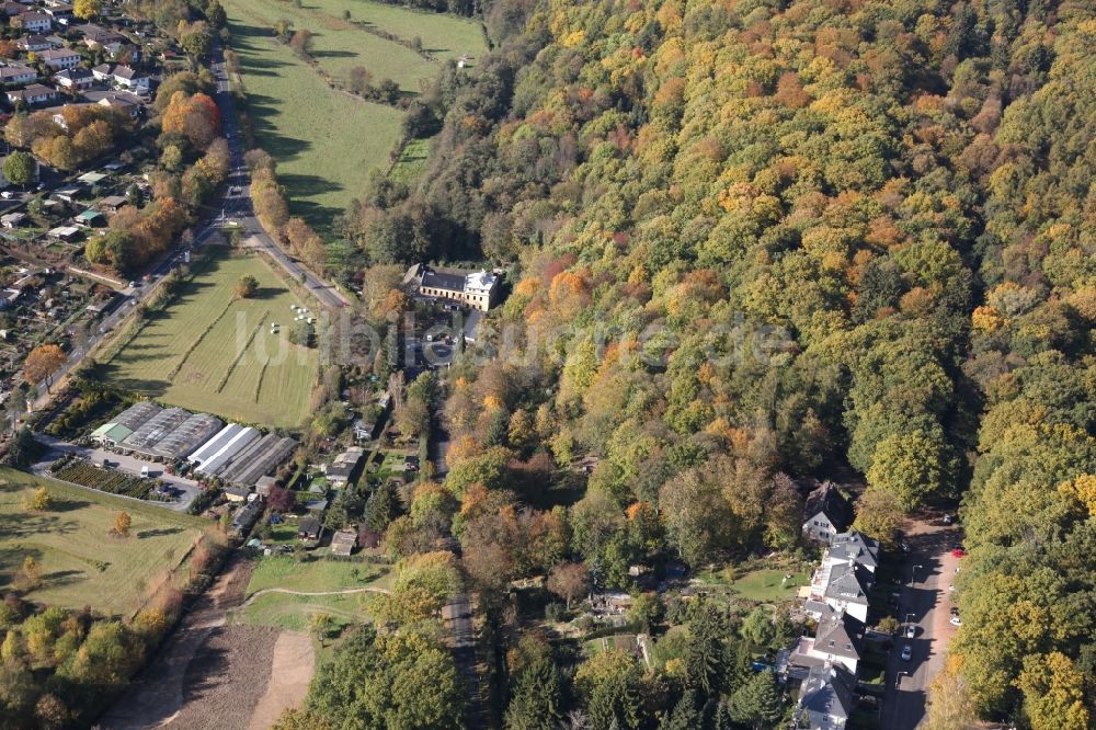 Wiesbaden von oben - Phaistos zur Klostermühle in Wiesbaden im Bundesland Hessen