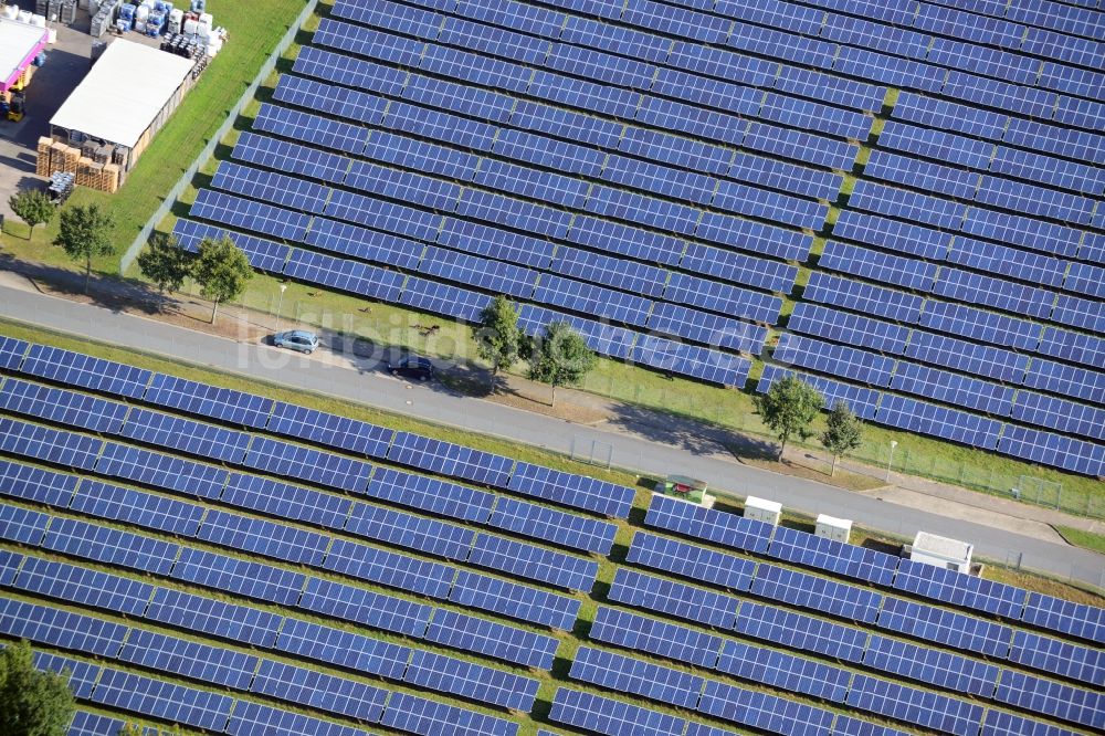 Brahlstorf von oben - Photovoltaik- Solarkraftwerk in Brahlstorf im Bundesland Mecklenburg-Vorpommern