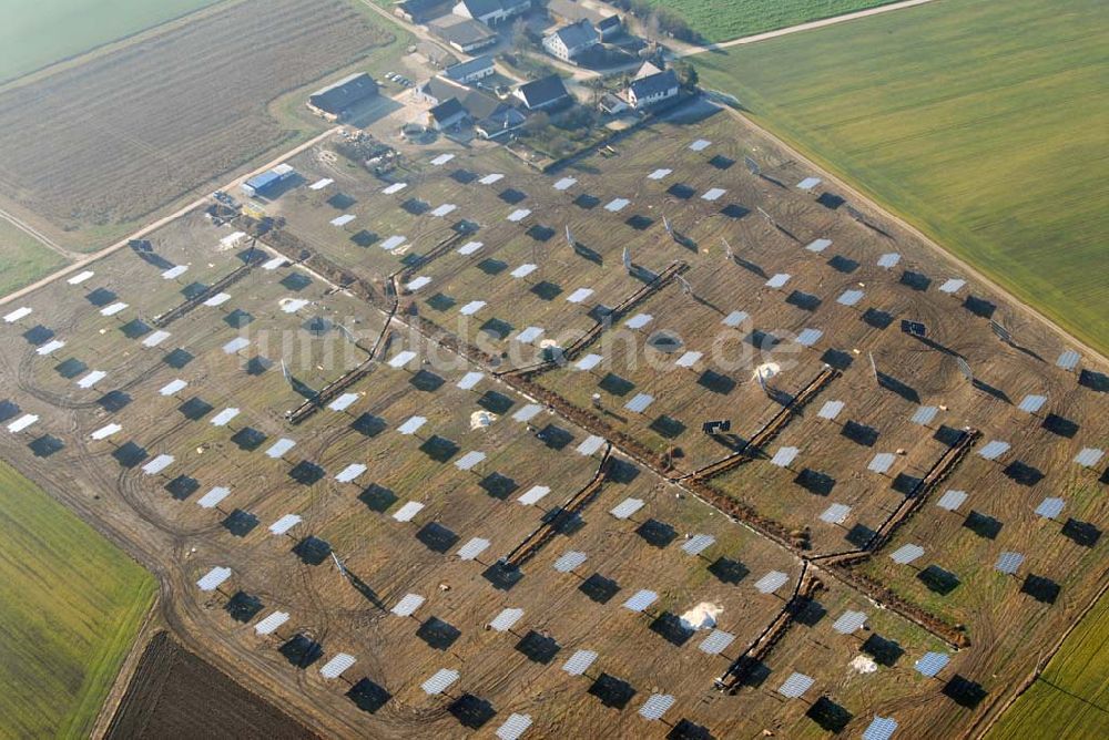 Adelschlag aus der Vogelperspektive: Photovoltaikanlage in Adelschlag