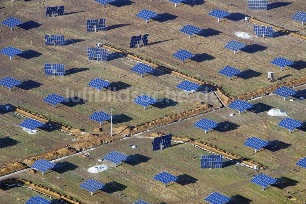 Adelschlag aus der Vogelperspektive: Photovoltaikanlage in Adelschlag