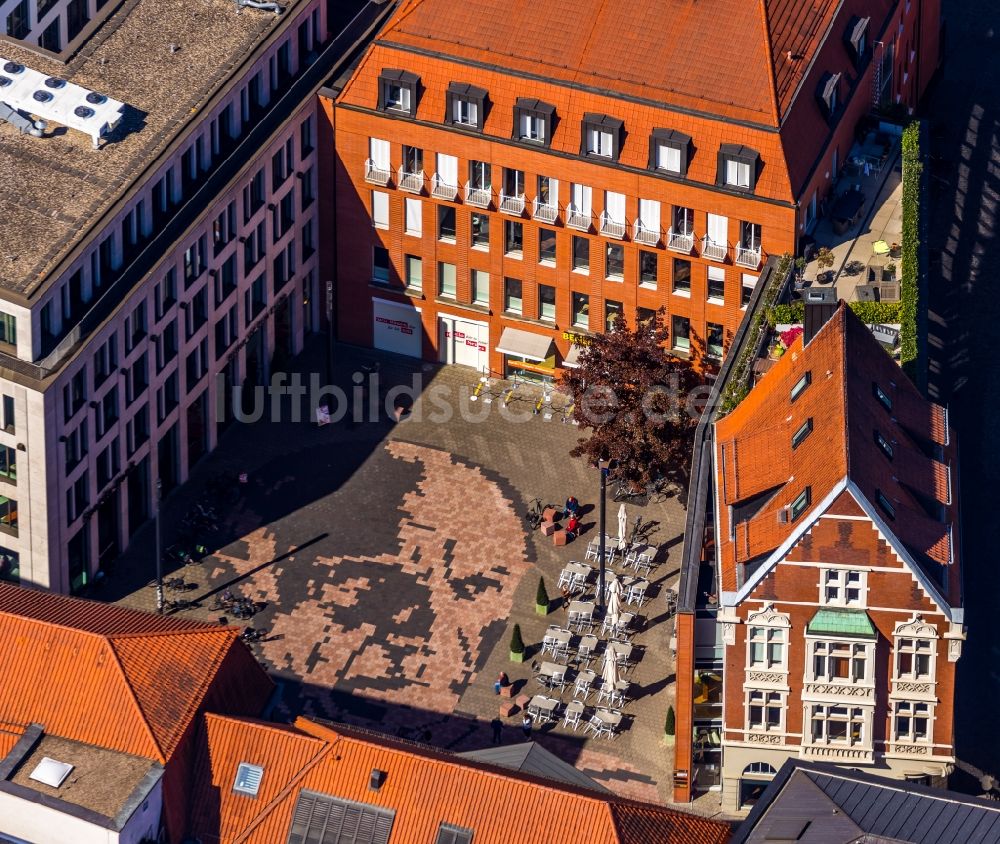 Münster aus der Vogelperspektive: Picassoplatz in der Altstadt in Münster im Bundesland Nordrhein-Westfalen, Deutschland