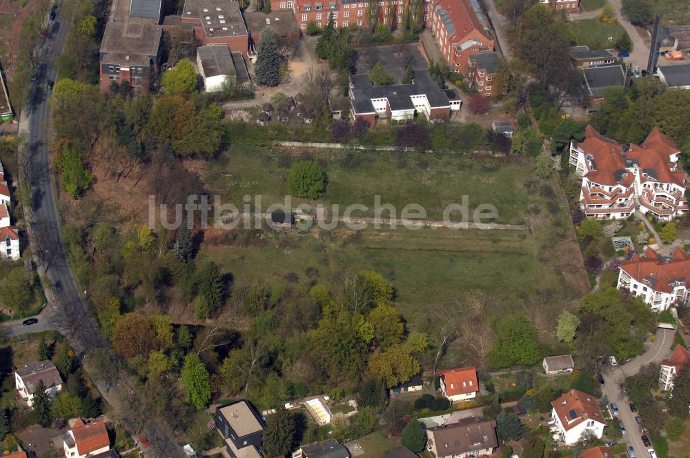 Luftaufnahme Berlin - Planungs- und Baufläche für Einfamilienhäuser an der Frohnauer Strasse in 13467 Berlin