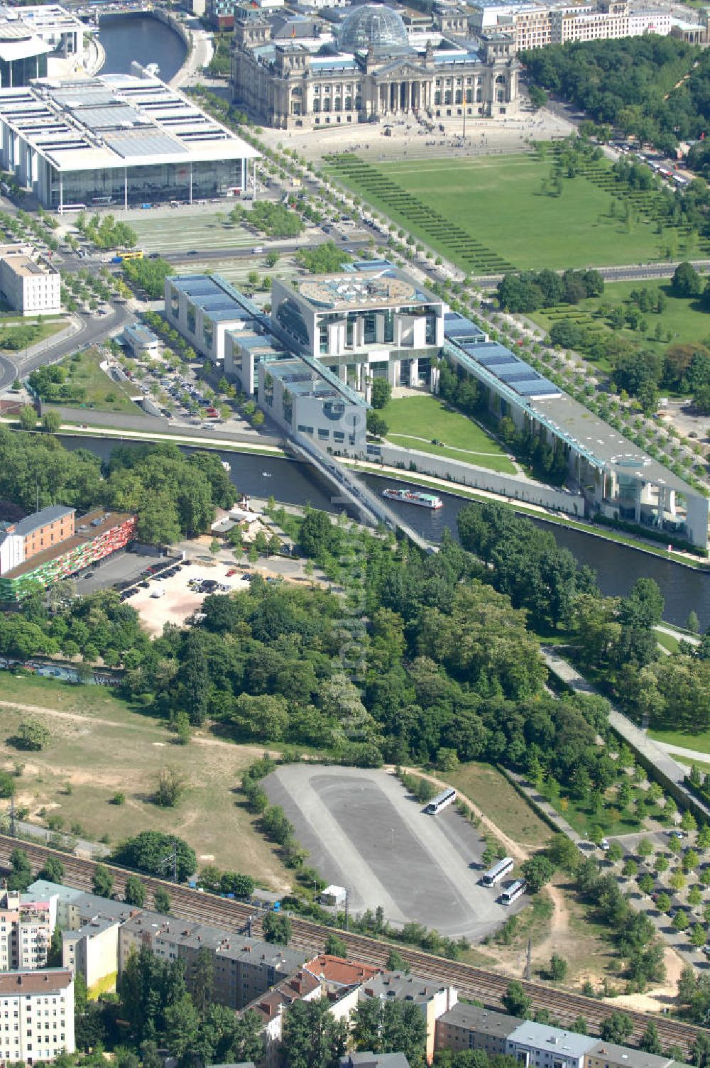 Berlin von oben - Planungsfläche für den Neubau des Bundesinnenministeriums in Berlin