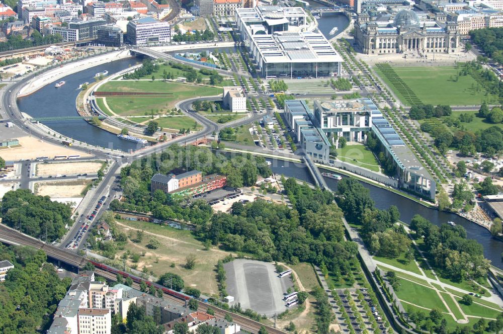 Luftbild Berlin - Planungsfläche für den Neubau des Bundesinnenministeriums in Berlin