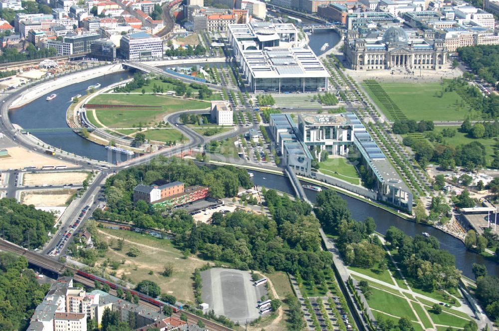 Luftaufnahme Berlin - Planungsfläche für den Neubau des Bundesinnenministeriums in Berlin