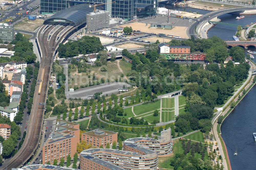 Luftaufnahme Berlin - Planungsfläche für den Neubau des Bundesinnenministeriums in Berlin