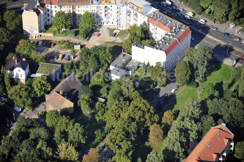 Berlin aus der Vogelperspektive: Planungsfläche Wegenerstraße Berlin - Weißensee